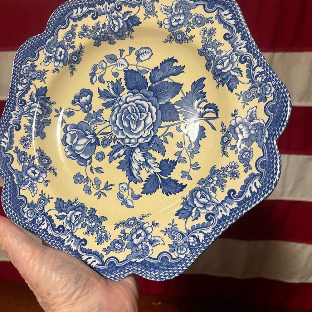 Spode Blue and Cream Floral Hexagonal Dinnerware